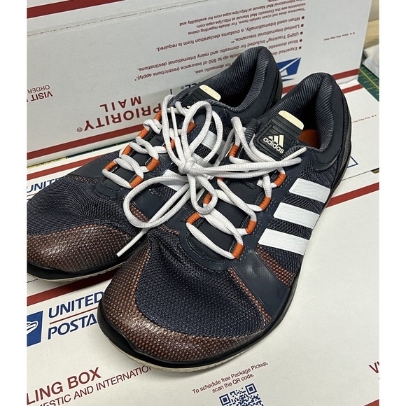 Adidas Conslive Training fluid trainers size 10.5 Black orange main image 7